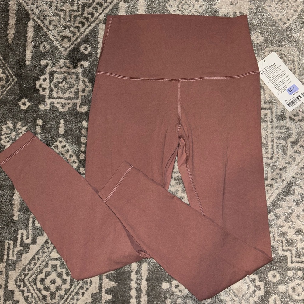 Lulu Lemon Leggings 28"